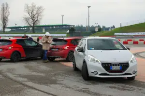 Peugeot 208 GTi 30th Anniversary - Primo contatto - 57