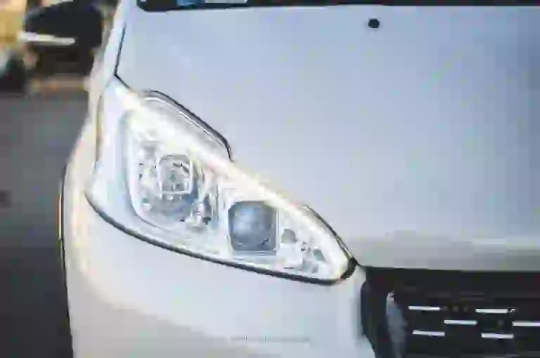 Peugeot 208 GTI 30th: TargaDreaming - 51