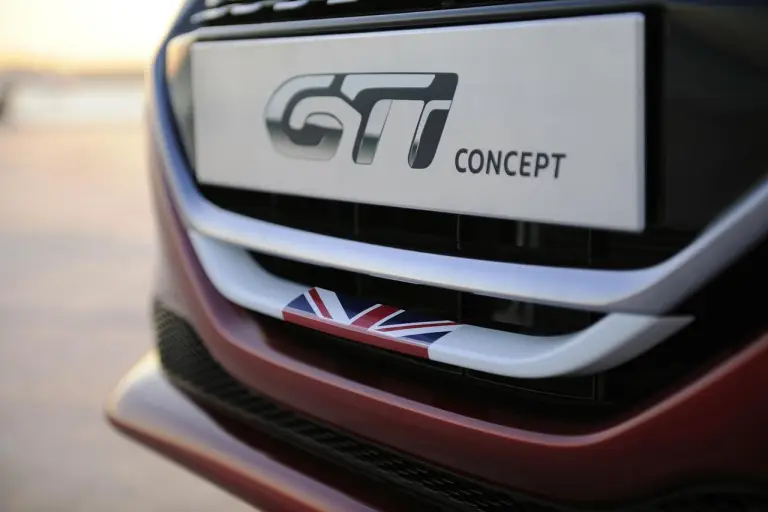 Peugeot 208 GTi Concept - 14