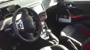 Peugeot 208 GTi - Prime impressioni di guida - 7