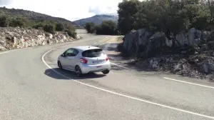 Peugeot 208 GTi - Prime impressioni di guida