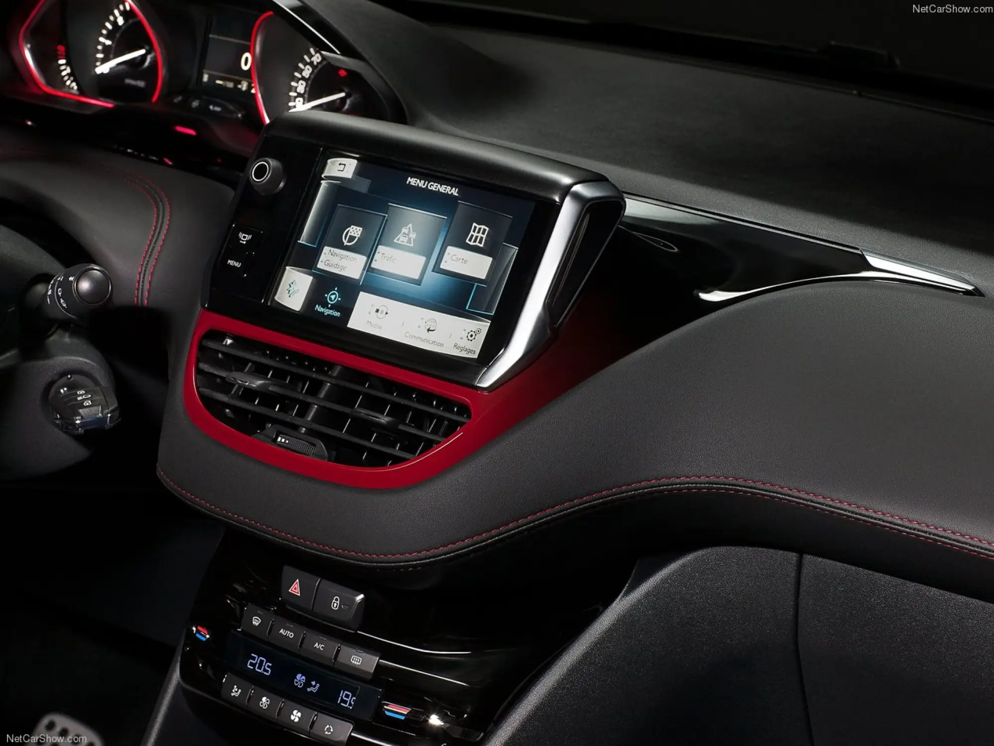 Peugeot 208 GTi - 7