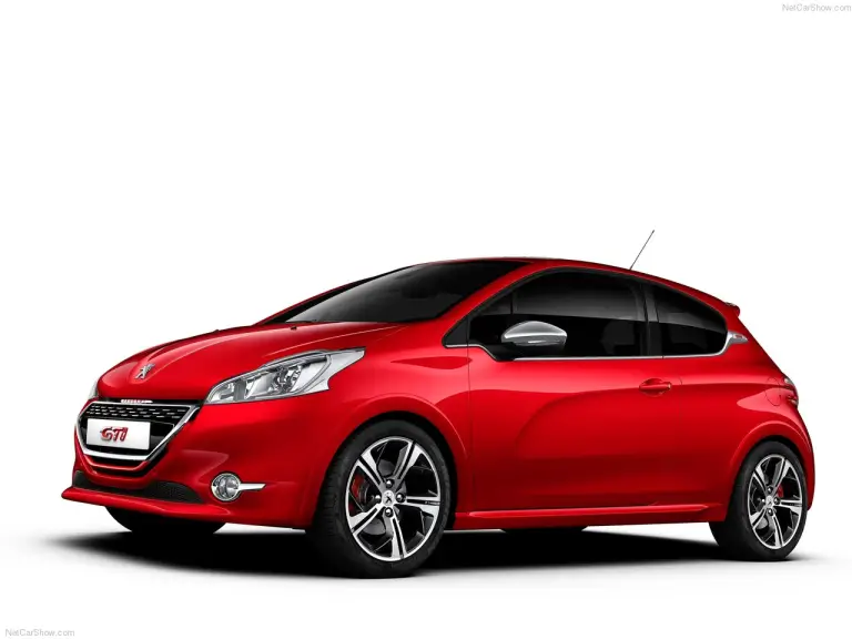 Peugeot 208 GTi - 13