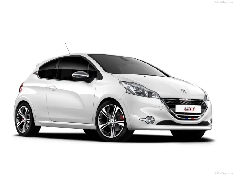 Peugeot 208 GTi - 15