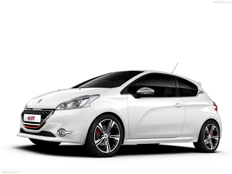 Peugeot 208 GTi - 16