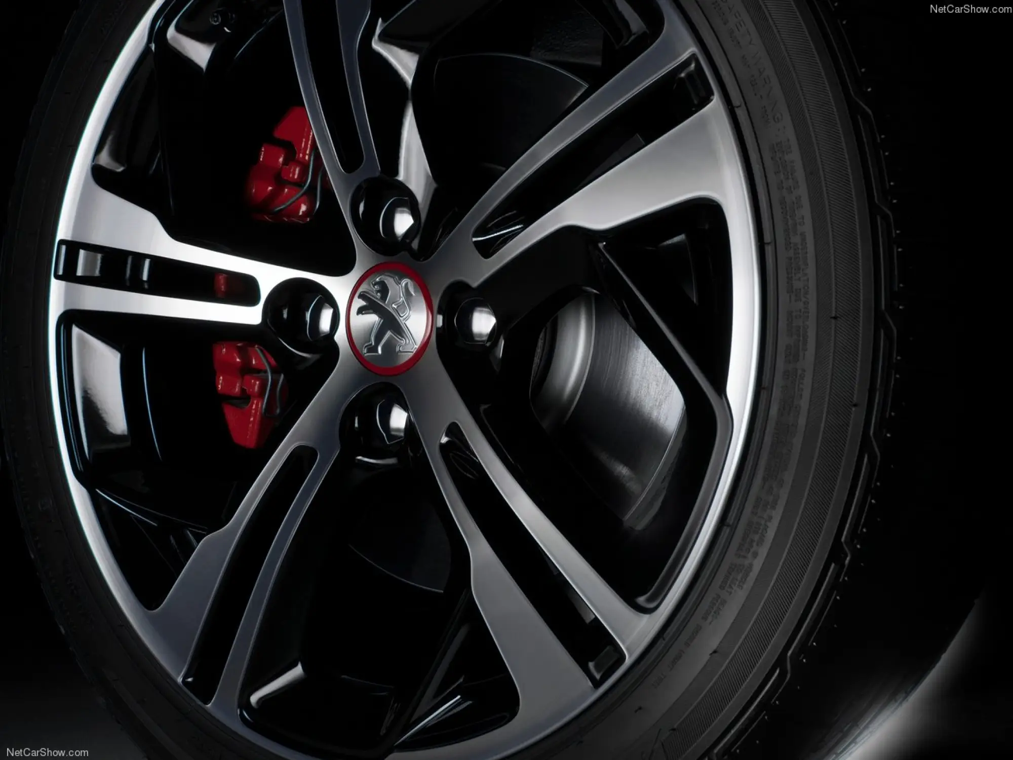 Peugeot 208 GTi - 23
