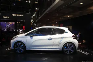 Peugeot 208 Hybrid Air 2L - Salone di Parigi 2014 - 1