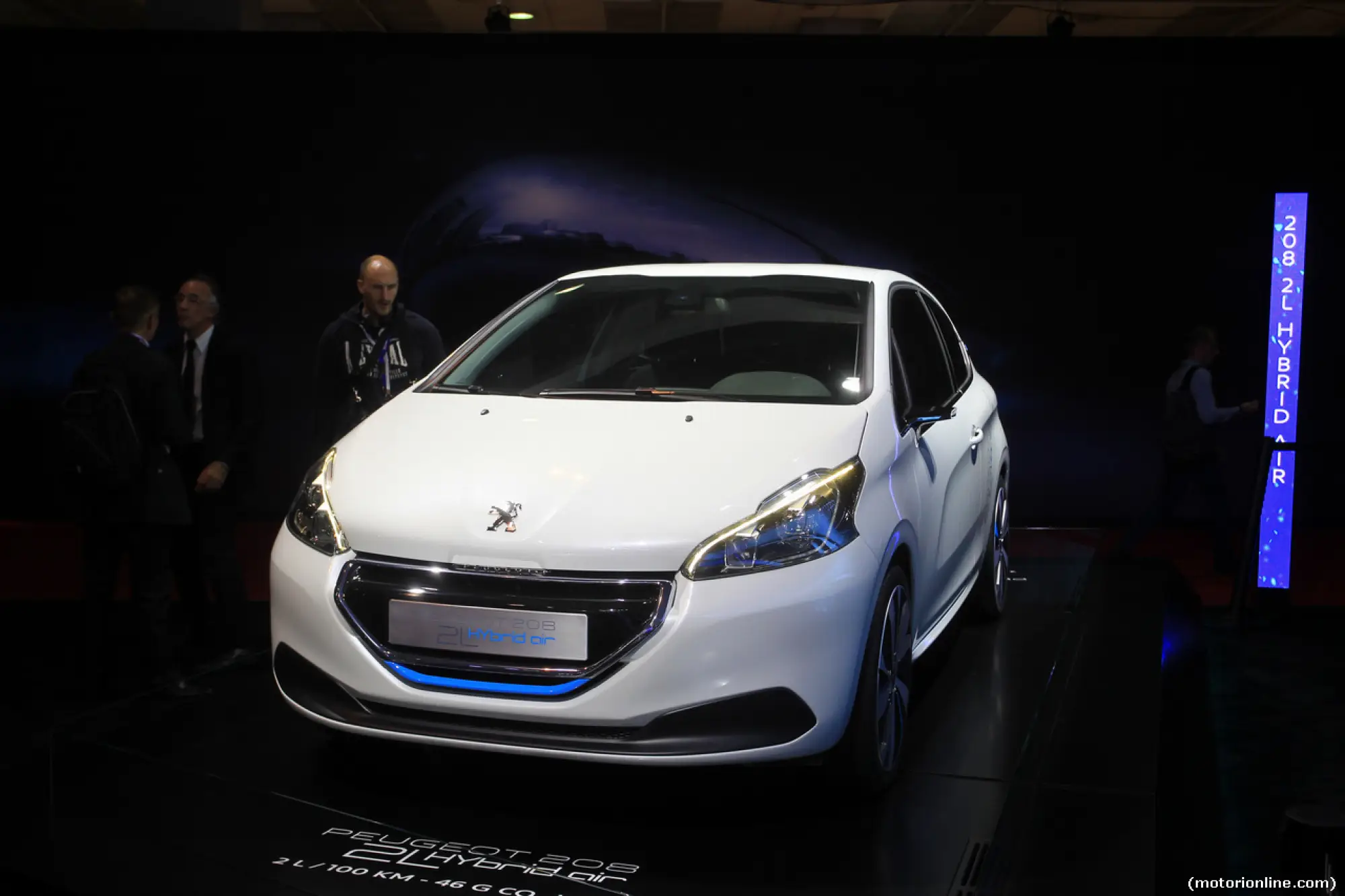 Peugeot 208 Hybrid Air 2L - Salone di Parigi 2014 - 2