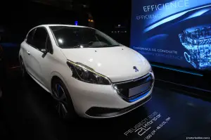 Peugeot 208 Hybrid Air 2L - Salone di Parigi 2014 - 5