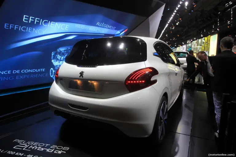 Peugeot 208 Hybrid Air 2L - Salone di Parigi 2014 - 7