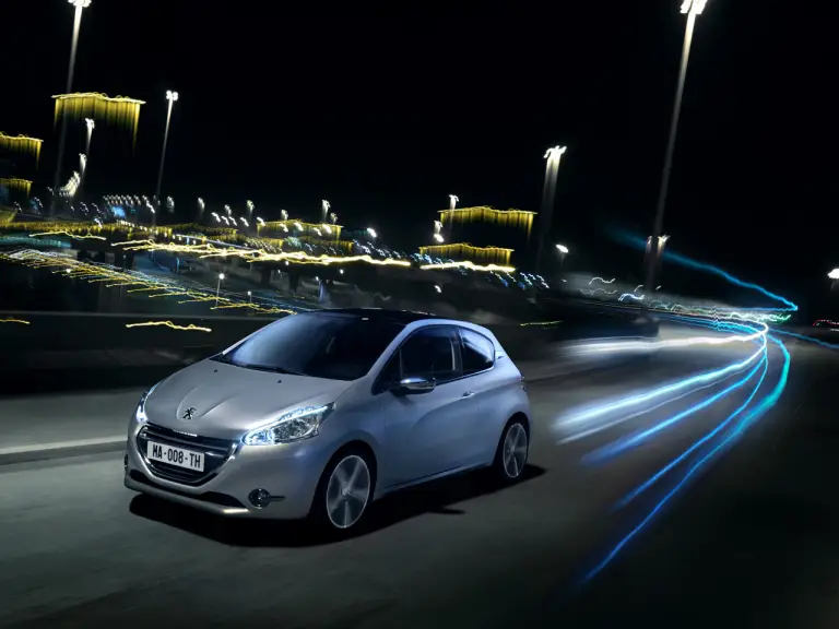 Peugeot 208 Ice Velvet - Foto ufficiali - 1