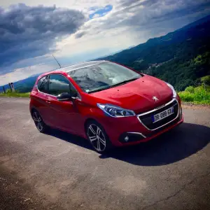 Peugeot 208 MY 2015 - Primo Contatto - 80