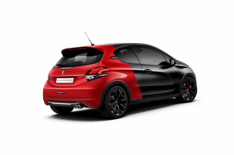 Peugeot 208 MY 2015 - 12