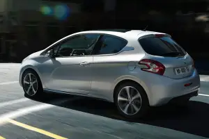 Peugeot 208 - Prime foto ufficiali - 3