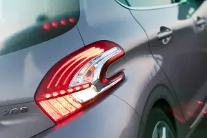 Peugeot 208 - Prime foto ufficiali - 15