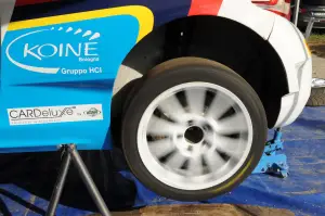 Peugeot 208 R2 e 208 R5 Test