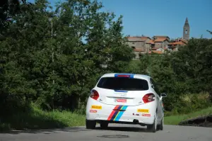 Peugeot 208 R2 e 208 R5 Test