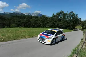 Peugeot 208 R2 e 208 R5 Test