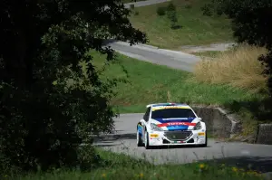 Peugeot 208 R2 e 208 R5 Test