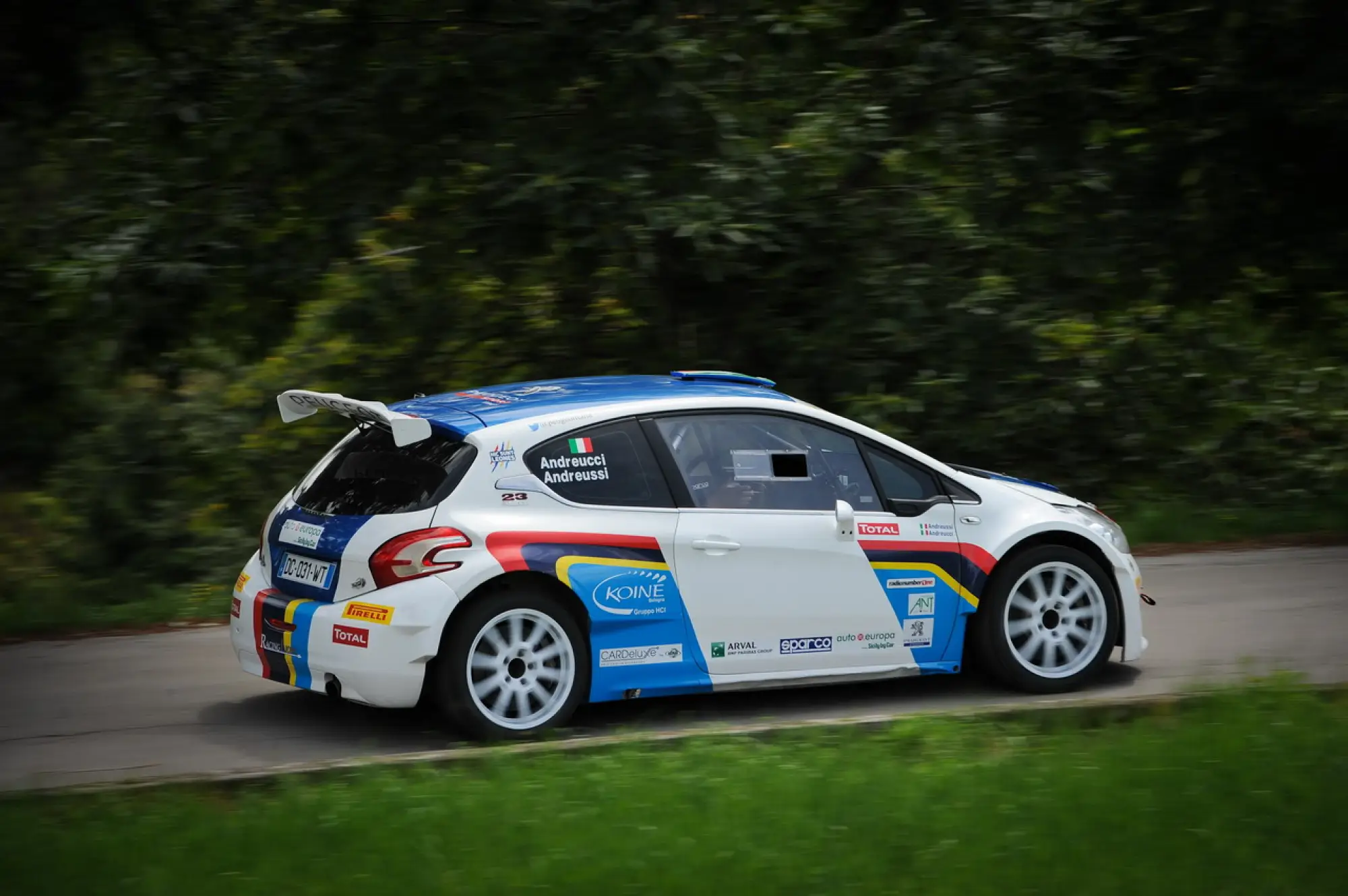 Peugeot 208 R2 e 208 R5 Test - 56