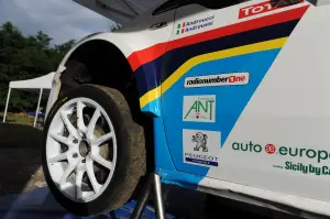 Peugeot 208 R2 e 208 R5 Test