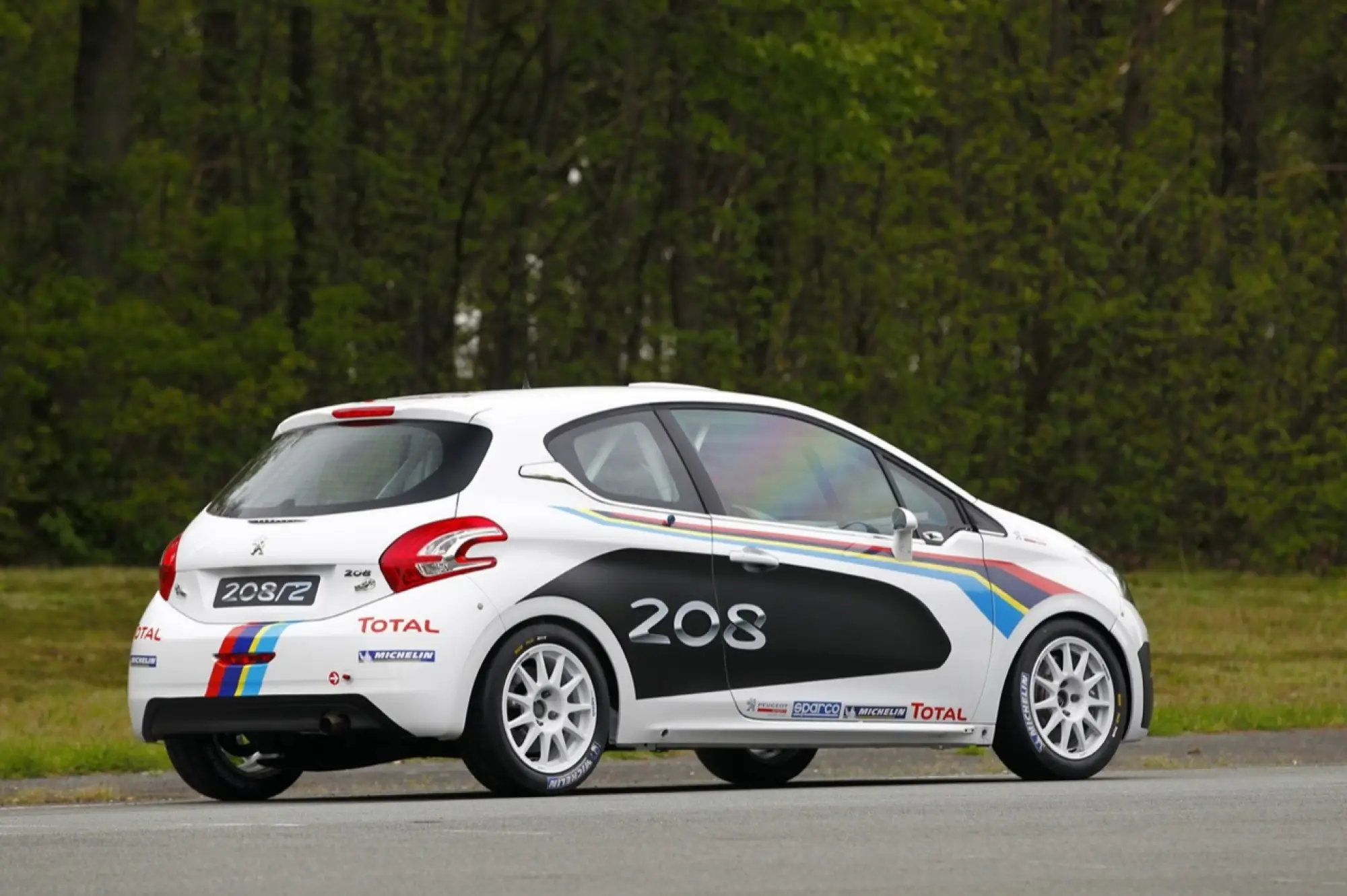 Peugeot 208 R2 - 1