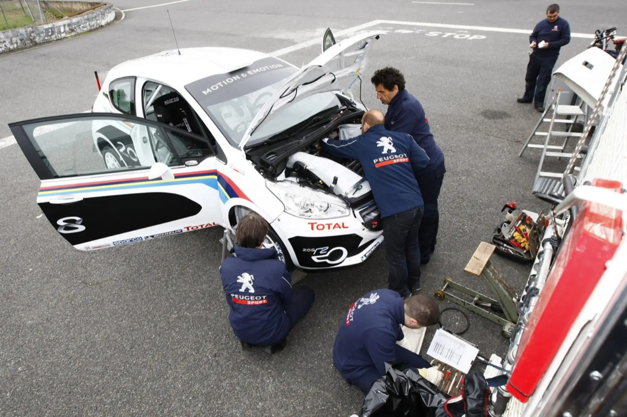 Peugeot 208 R2 - 20