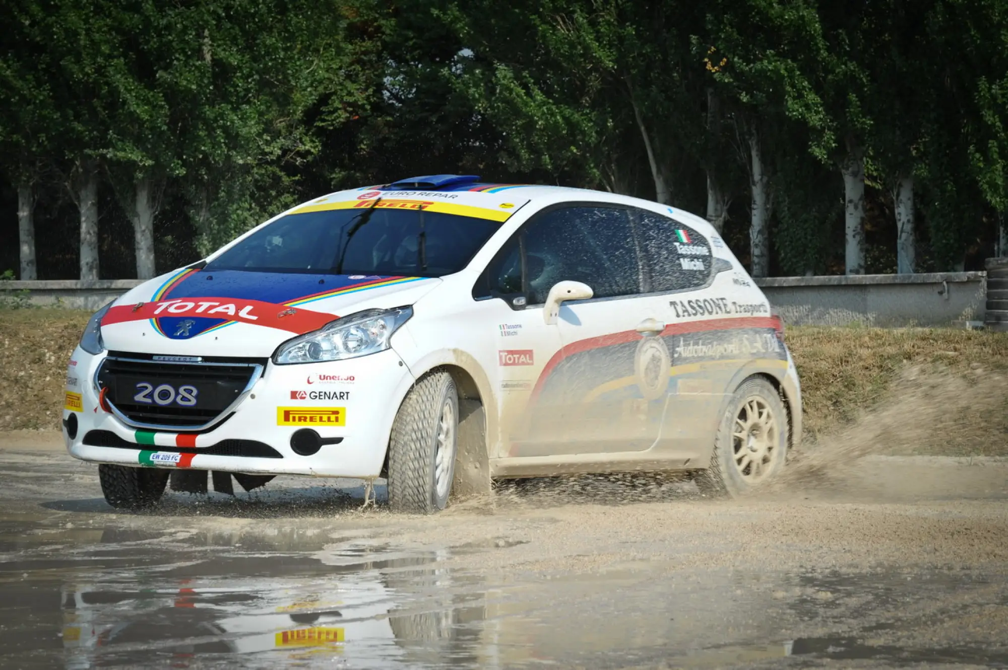 Peugeot 208 R5 e R2: test su sterrato - 28