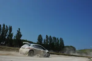 Peugeot 208 R5 e R2: test su sterrato