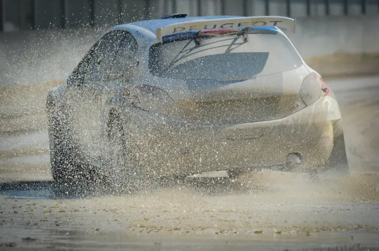 Peugeot 208 R5 e R2: test su sterrato - 58