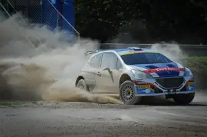 Peugeot 208 R5 e R2: test su sterrato