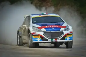 Peugeot 208 R5 e R2: test su sterrato