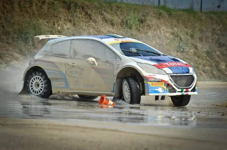 Peugeot 208 R5 e R2: test su sterrato - 94