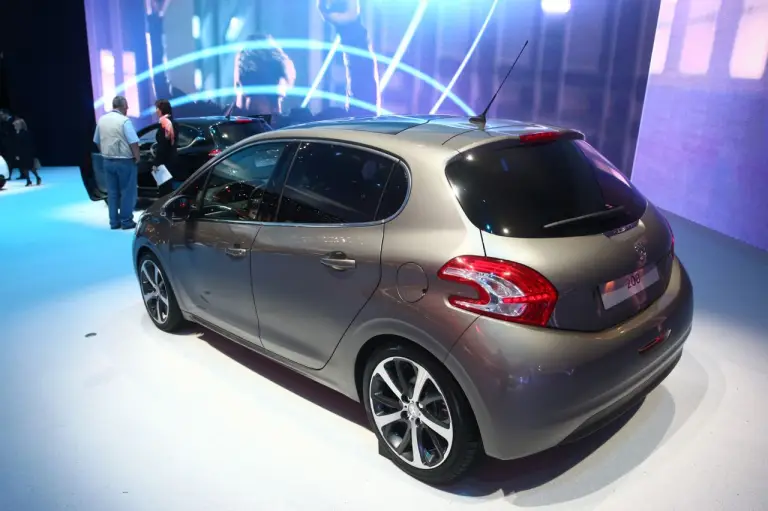 Peugeot 208 - Salone di Ginevra 2012 - 14