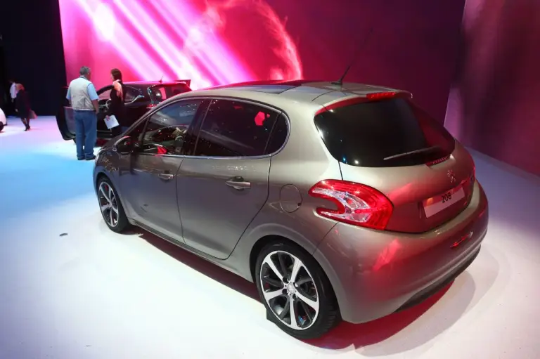 Peugeot 208 - Salone di Ginevra 2012 - 15