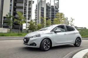 Peugeot 208 Signature - 3