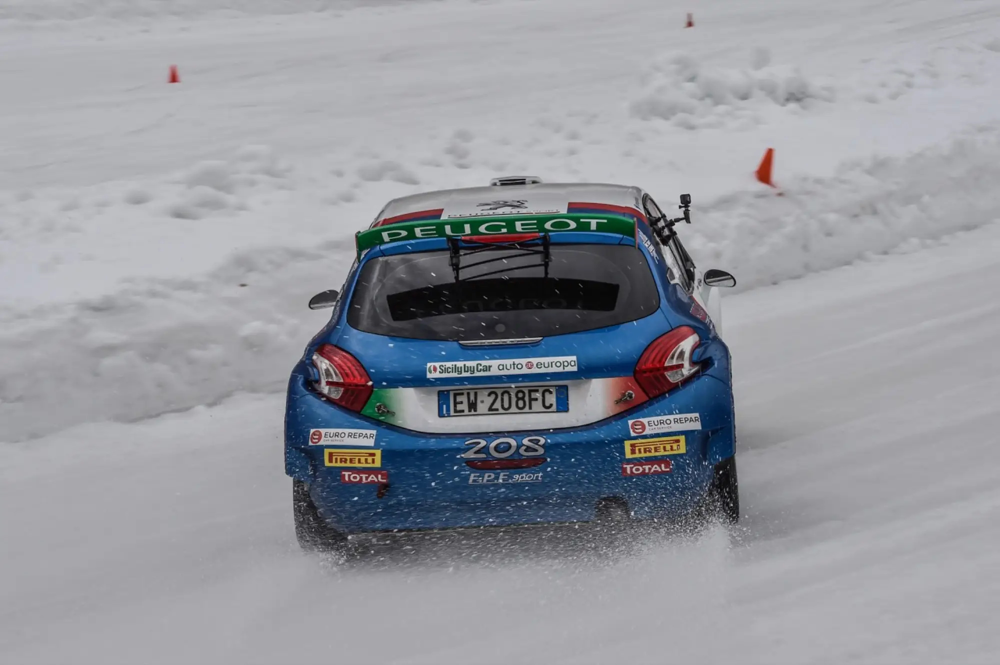 Peugeot 208 T16 e Paolo Andreucci - Ice Rosa Ring - 11