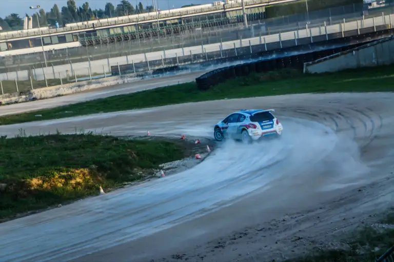 Peugeot 208 T16 - Paolo Andreucci - 13