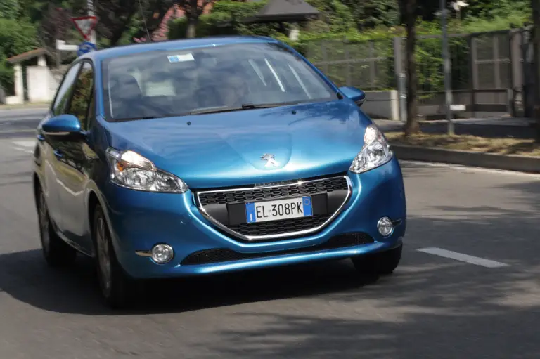 Peugeot 208 Test Drive - 3