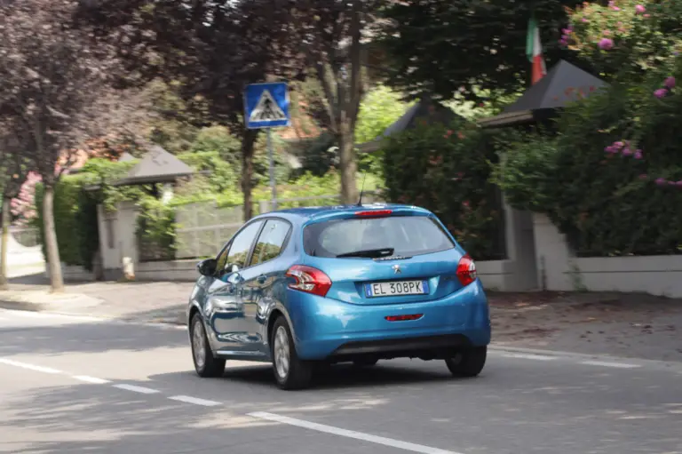 Peugeot 208 Test Drive - 5