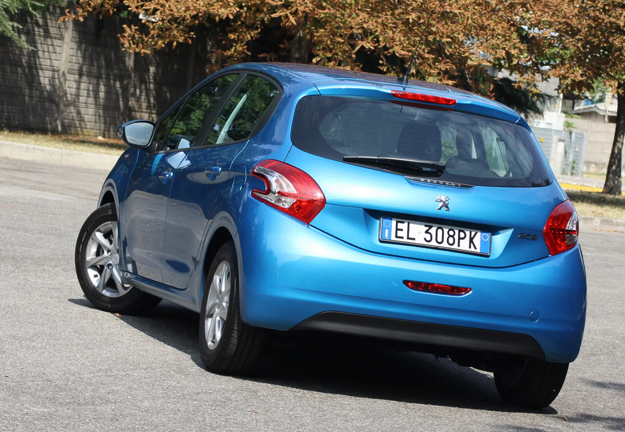 Peugeot 208 Test Drive - 10