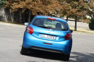 Peugeot 208 Test Drive - 15