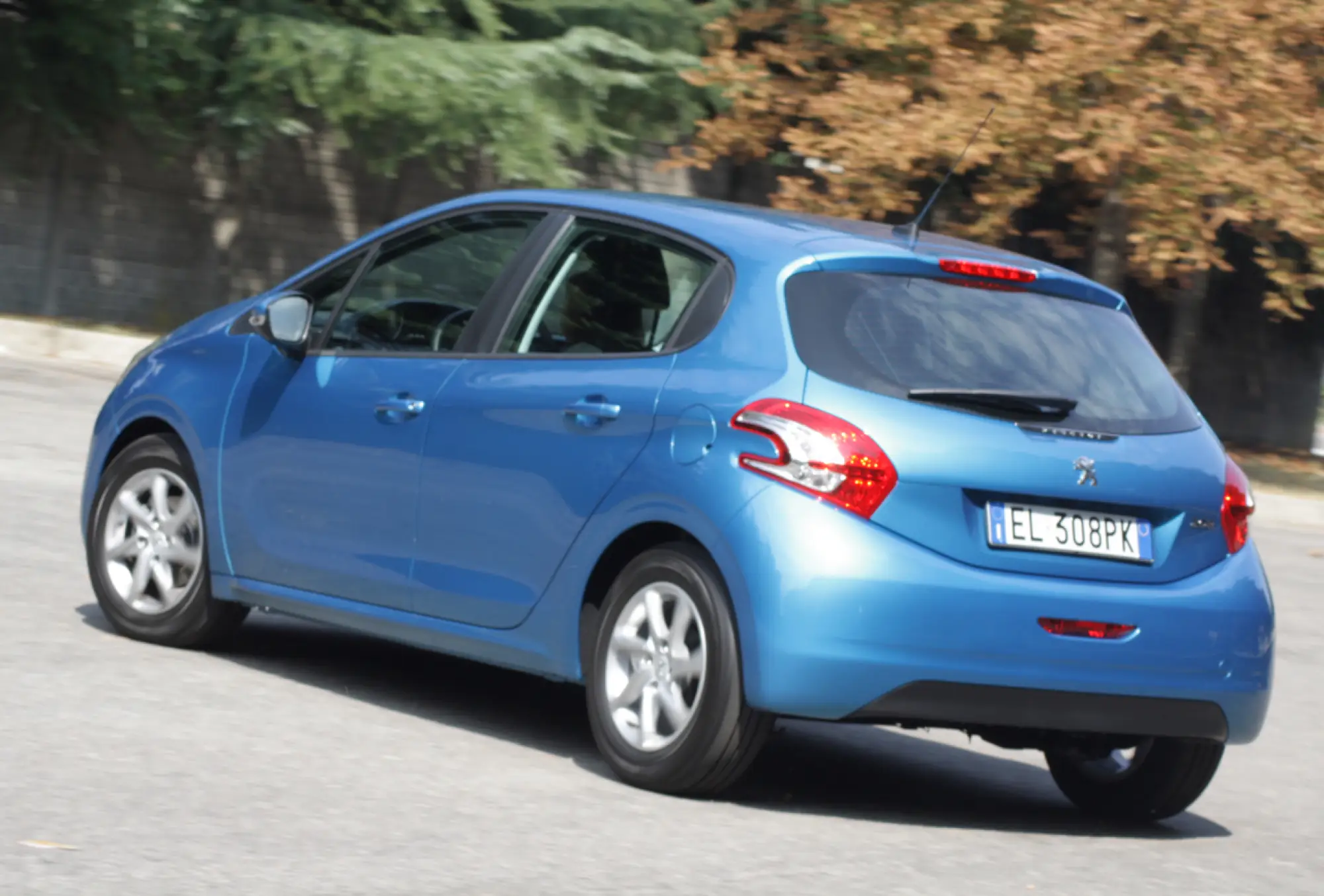 Peugeot 208 Test Drive - 18