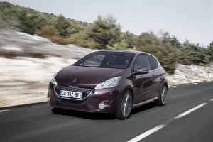 Peugeot 208 XY 2013