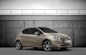 Peugeot 208 XY JBL - 1