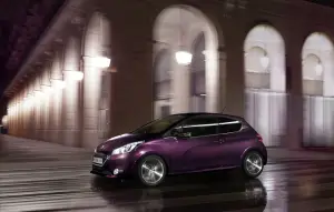 Peugeot 208 XY Purple Night - 11