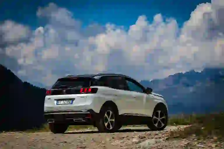 Peugeot 3008 2018 - 3