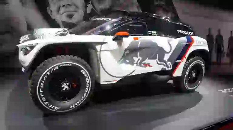 Peugeot 3008 DKR - Salone di Parigi 2016 - 6