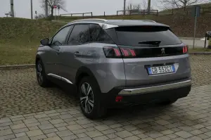 Peugeot 3008 Hybrid 225 e-EAT8 2021 - 2