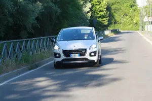 Peugeot 3008 HYbrid4: prova su strada